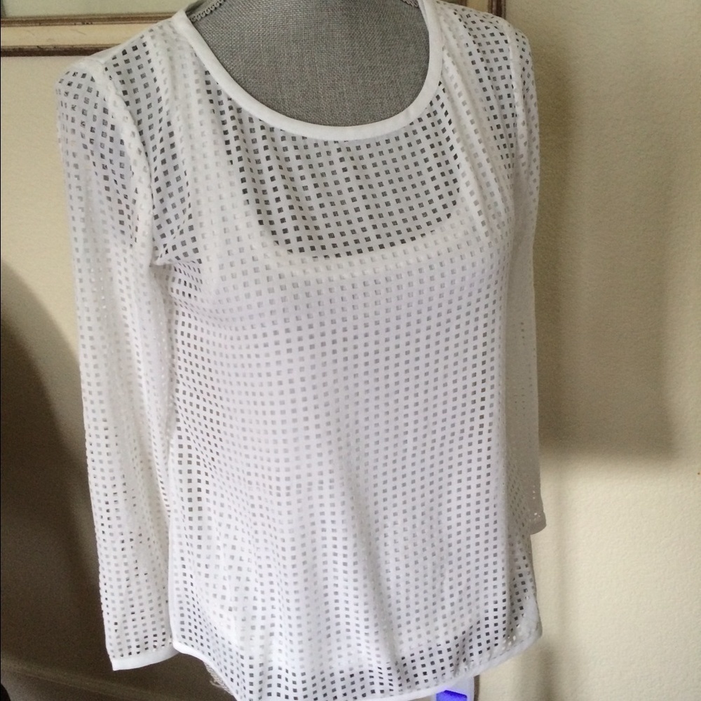 New - BR laser cut-out top - Picture 2 of 4